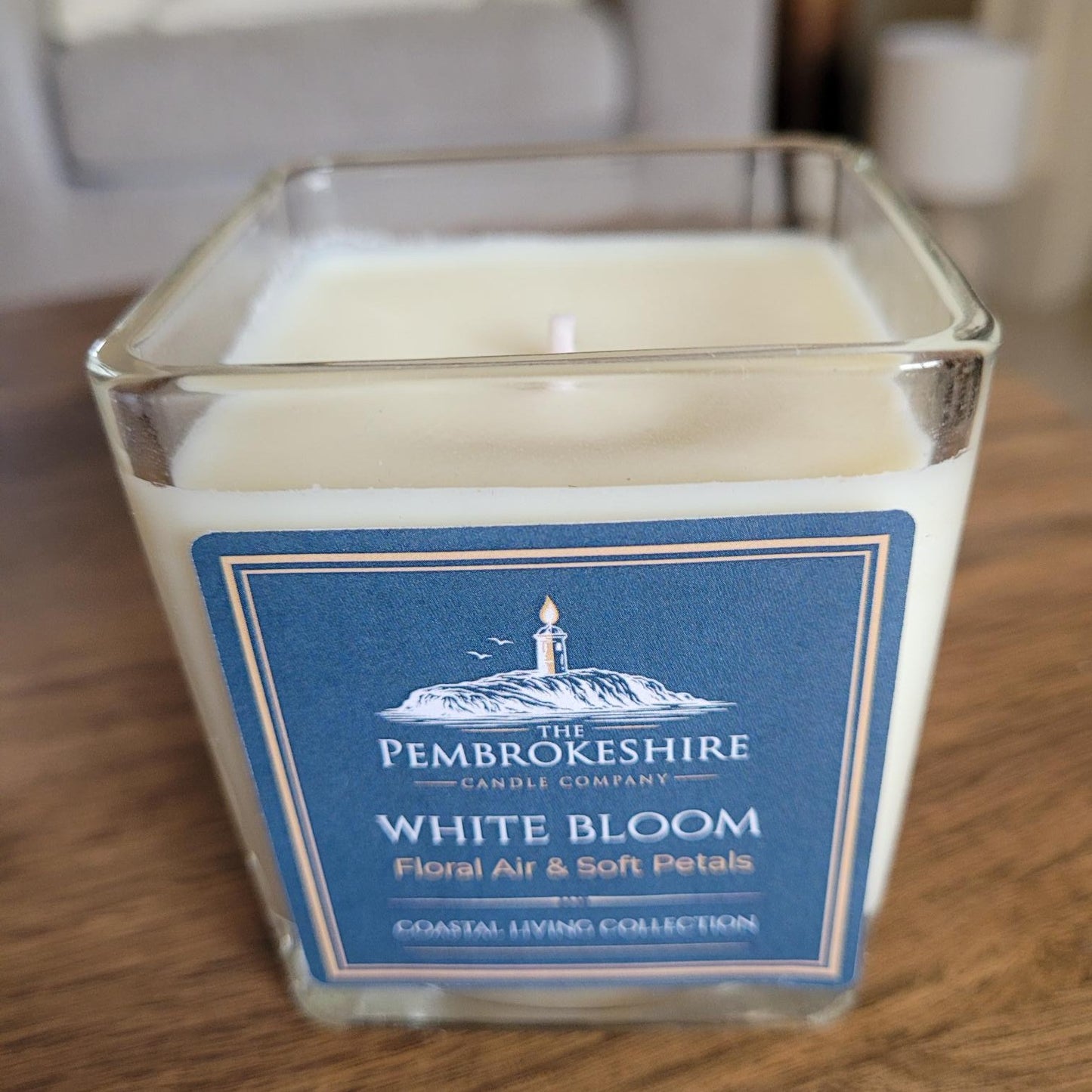 White Bloom Candle by The Pembrokeshire Candle Company