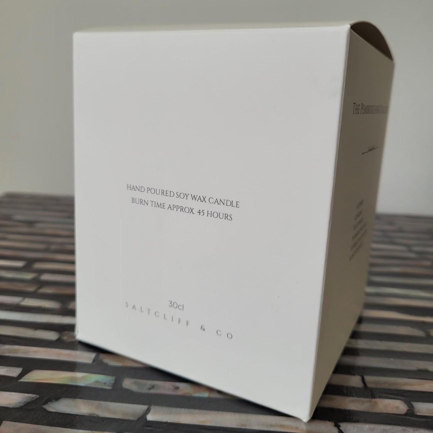 SOLVA - Harbour Amber Luxury Candle