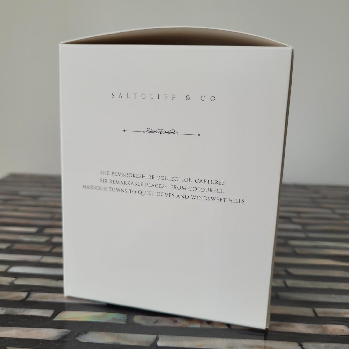 SOLVA - Harbour Amber Luxury Candle