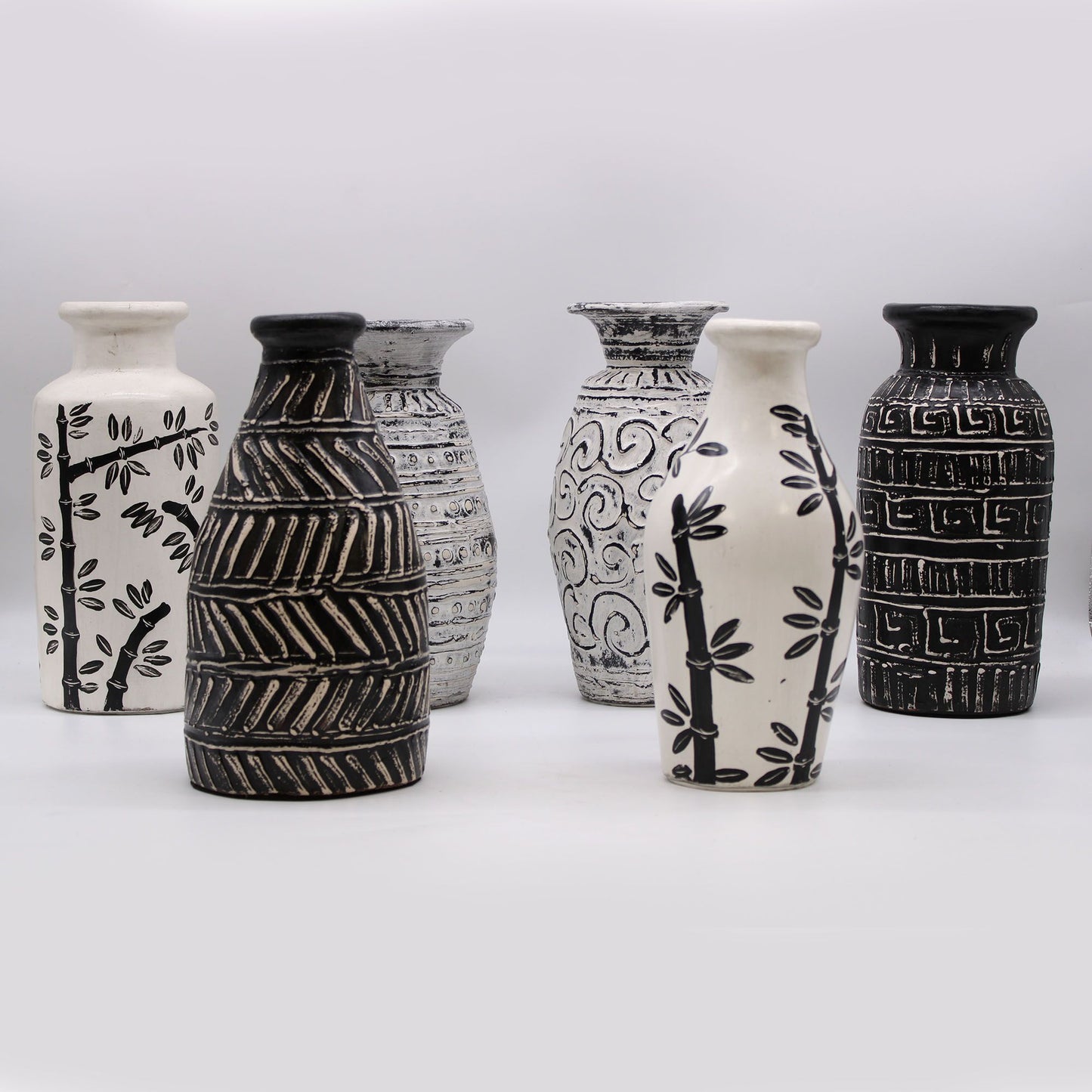 Classic Shaped Decorative Vase - Cream