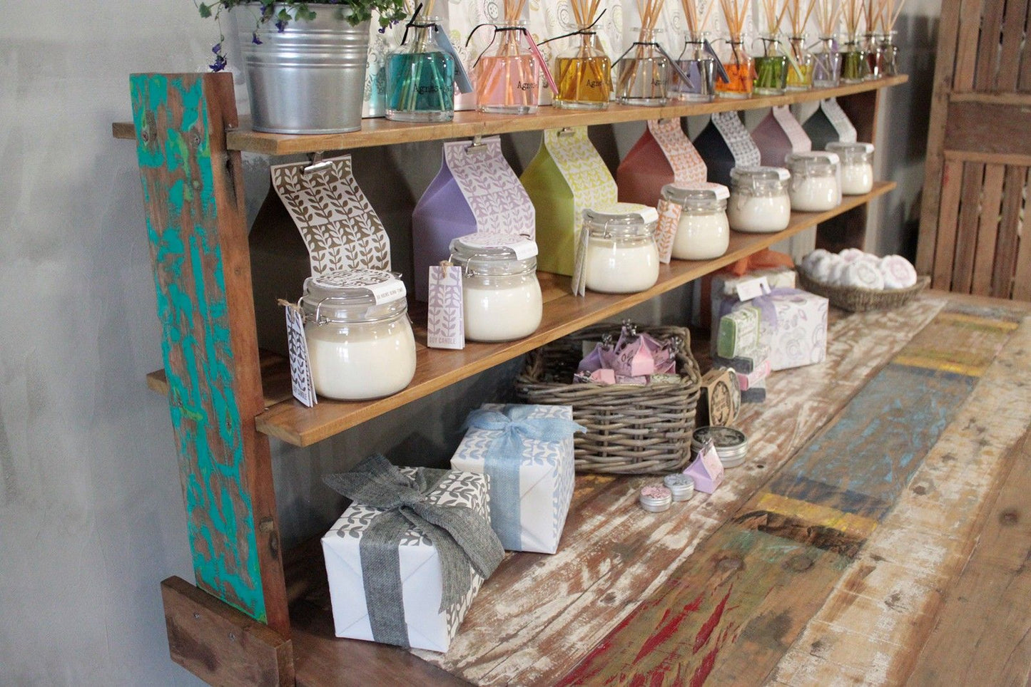 Reclaimed Timber Market Display Table with Shelves
